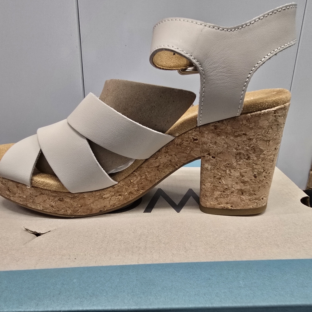 Elegant White Block Heel Sandals